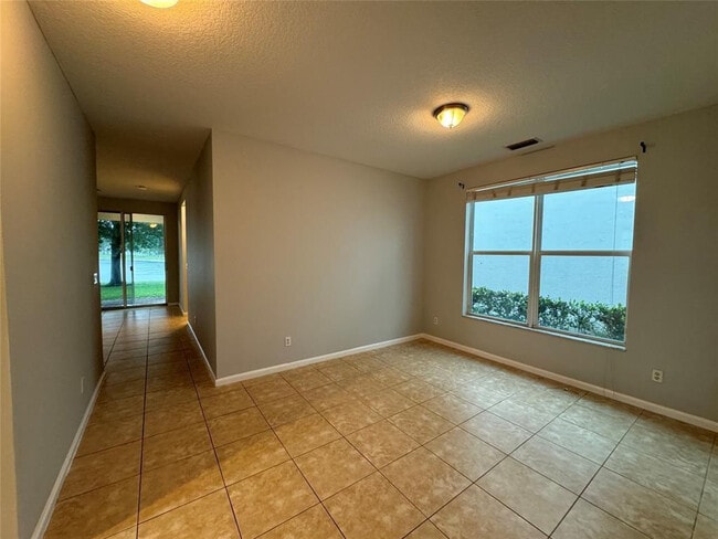 Photo - 763 Belle Grove Ln