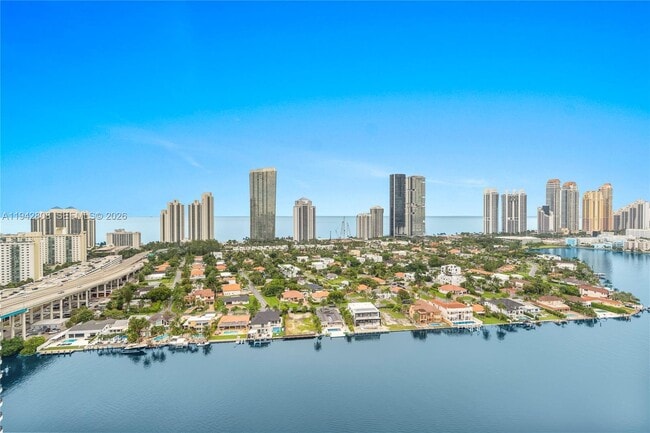 Photo - 19101 NE 36th Pl Unit LPH9