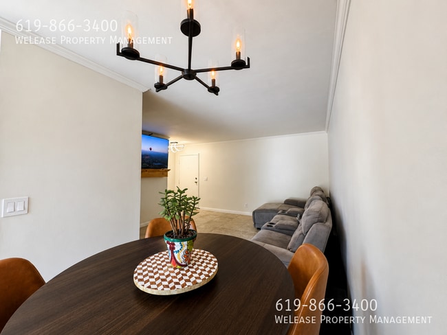 Photo - 6930 Hyde Park Dr