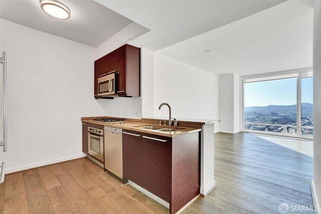 Photo - 425 1st St Condo