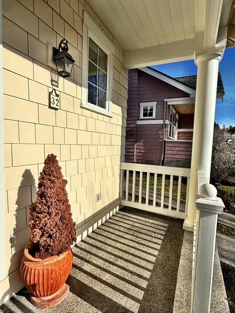 Photo - 32 NE Sunset St