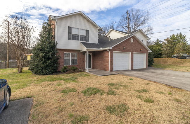 Photo - 6811 Spring Glen Way Townhome