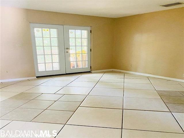 Photo - 600 Cheshire Ln