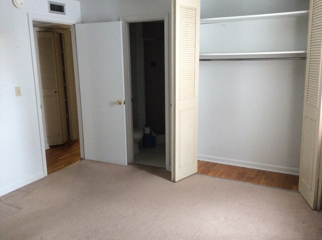 Orchard Crest Apartments