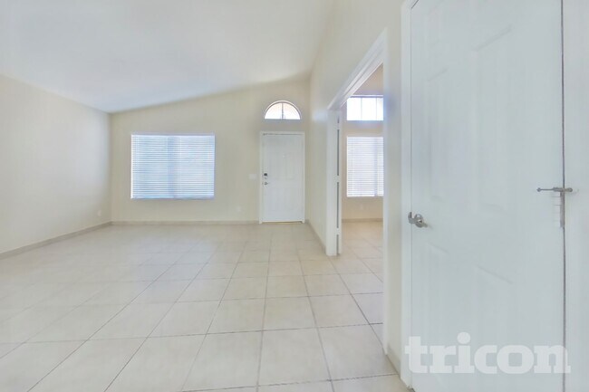Photo - 15028 W Elko Dr