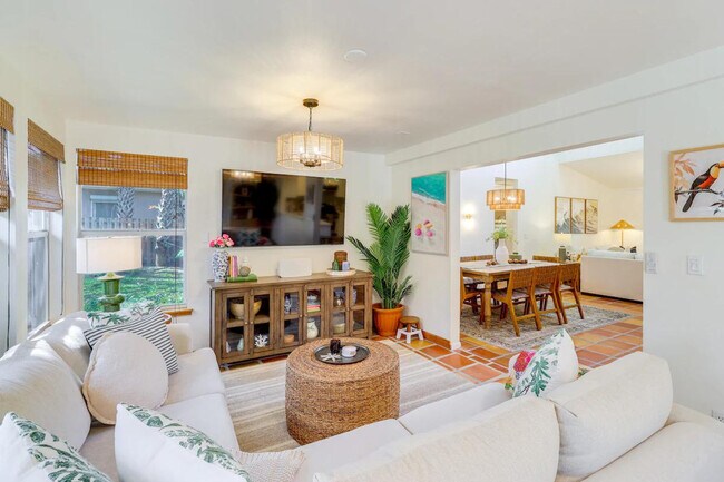 Photo - 113 Margarita Rd Unit ID1385886P