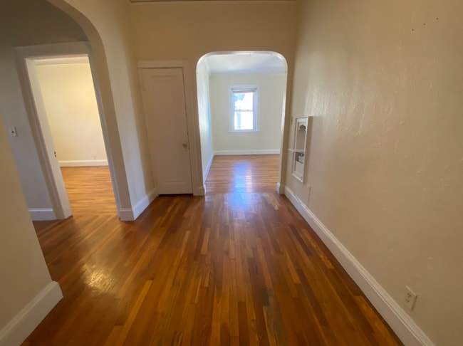 12 Gerald Rd Unit 2045-4