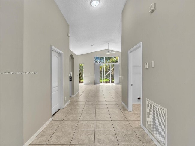 Photo - 6271 SW 195th Ave