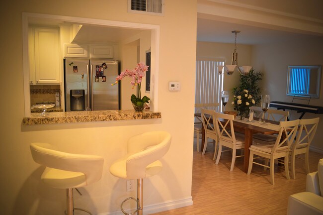 Kitchen and dining - 5321 Coldwater Canyon Ave