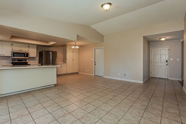 Photo - 2915 E Dolphin Ave