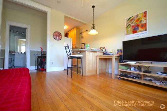 Building Photo - 1564 Commonwealth Ave Unit 9 Rental