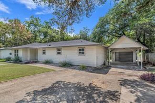 Photo - 4600 Cedar Mountain Dr