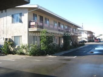 Photo - 6112 Vineland Ave Unit 4