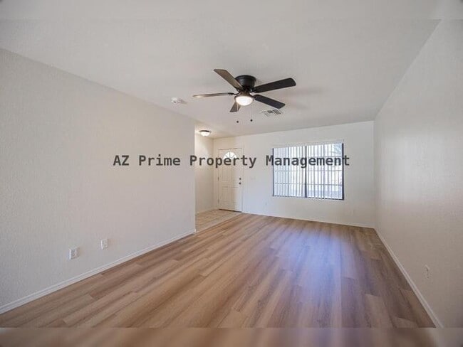 Photo - 7801 N 44th Dr