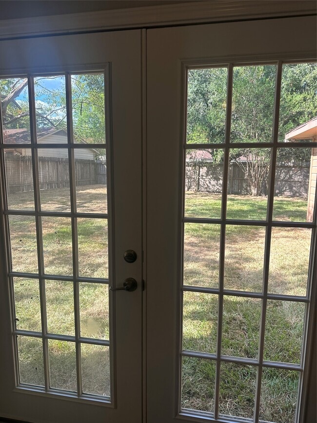Photo - 29031 Elmwood Dr
