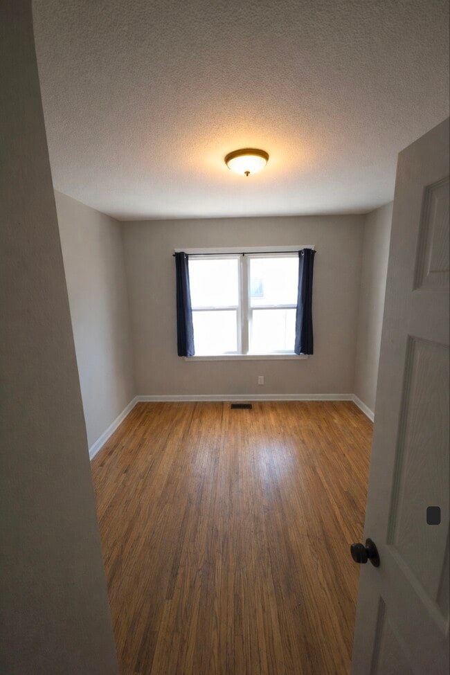 1038 S Laura St Unit 1