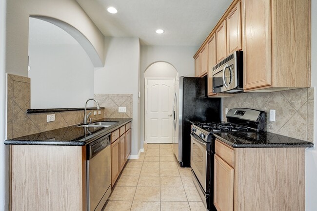 Photo - 8908 Minola Oaks Dr