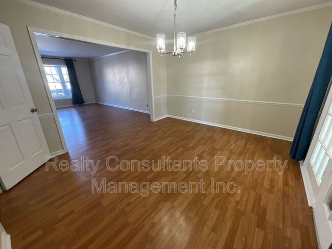 Photo - 3202-E Regents Park Lane