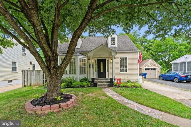 Photo - 2819 Summerfield Rd