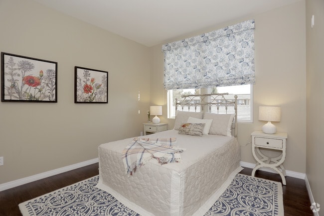 2BR, 2BA - 988 SF - Magnolia Courts Senior 55+