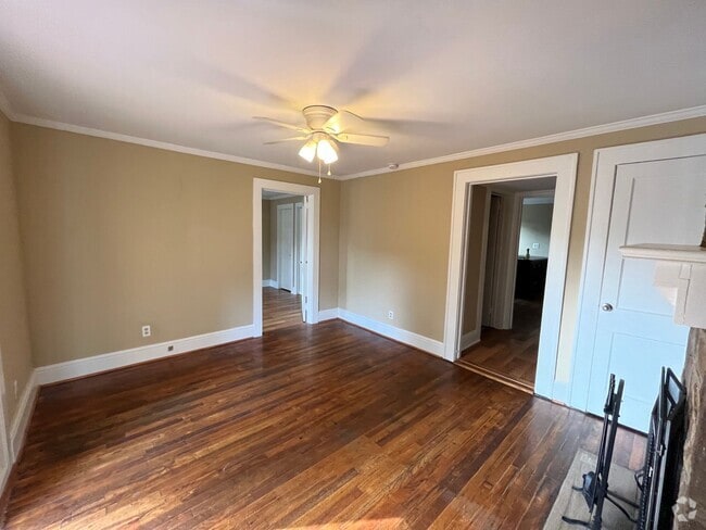 Building Photo - 1 Bedroom, 1 Bathroom - Apartment on Mt. A...