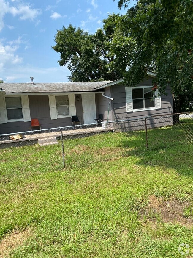 Building Photo - Contact Tonya Choate 501-388-8794 Rental