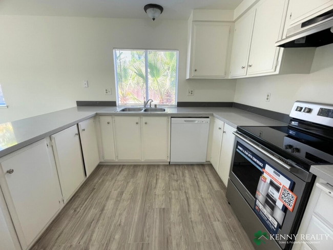 Photo - 4 Bedroom, 2 Bathroom Home in Foster City ...