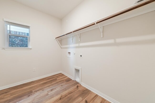 Photo - 14317 Heartland Dr