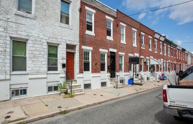 Photo - 1272 S Dover St