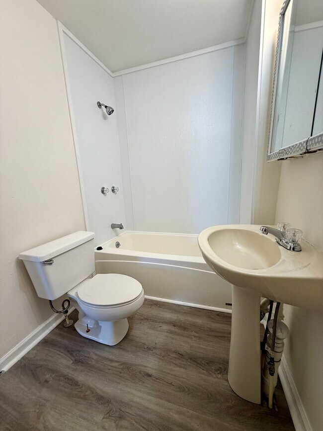 Photo - 3208 Dodds Ave Unit B