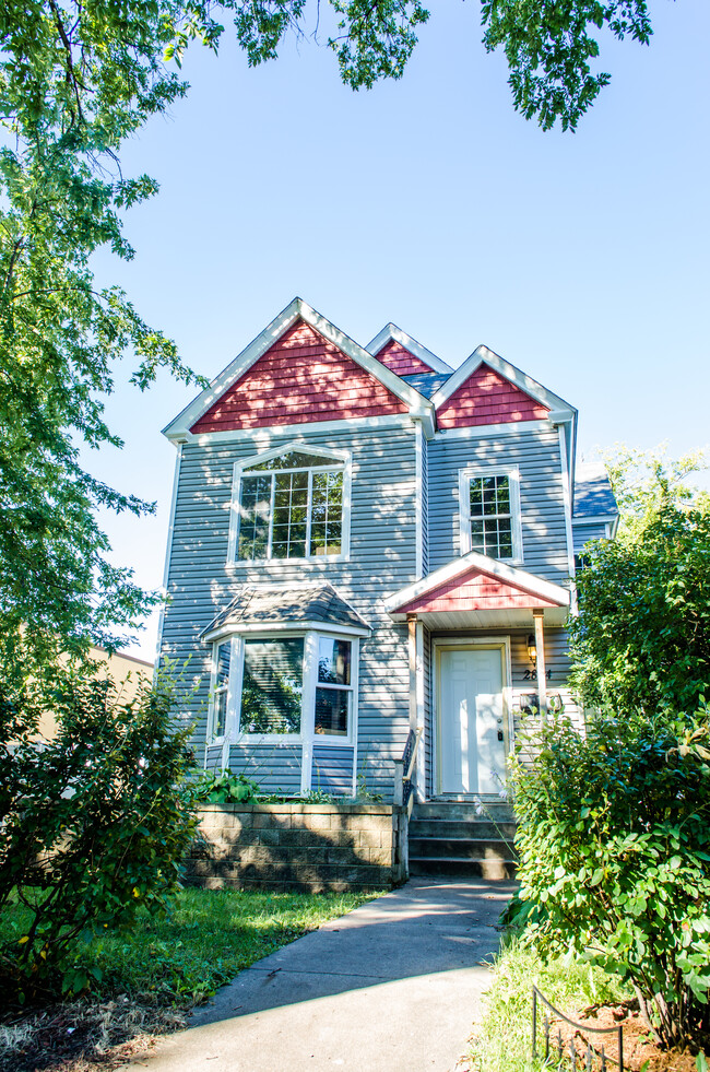 Photo - 2824 Harriet Ave Townhome