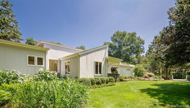 14 Rose Hill Rd