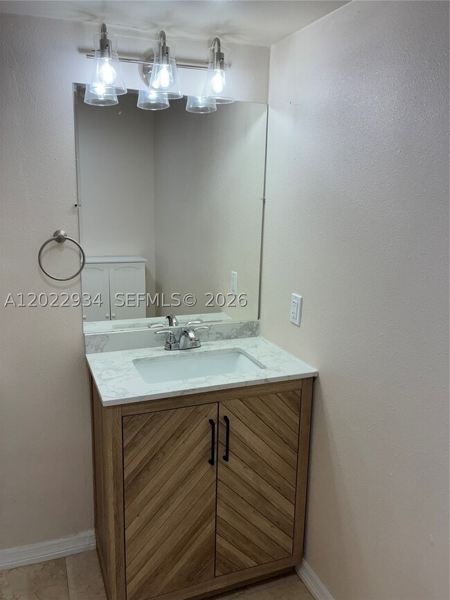 Photo - 113 5th St NE Unit 113