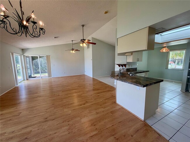 Photo - 10201 36th St N