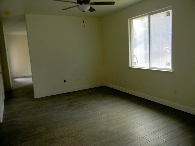 Photo - 40519 Bollinger Pl