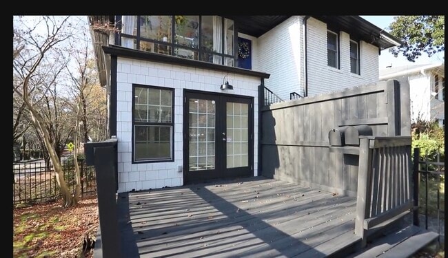 Photo - 1732 Monroe Dr NE Unidad A