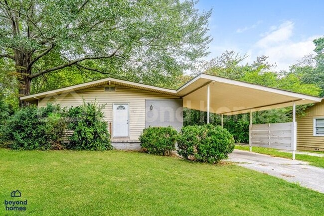 Building Photo - Cozy Comfort Meets Classic Charm in Killou... Rental