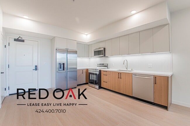 Photo - 856 S Gramercy Dr Unit 209