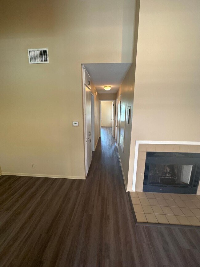 Photo - 106 E 30th St