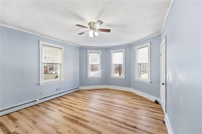 Photo - 18 Geneva St