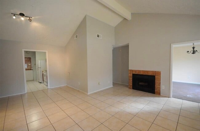 Photo - 3727 Meadow Pl Dr