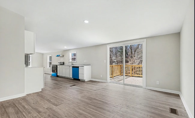 Photo - 5050 Park Creek Dr