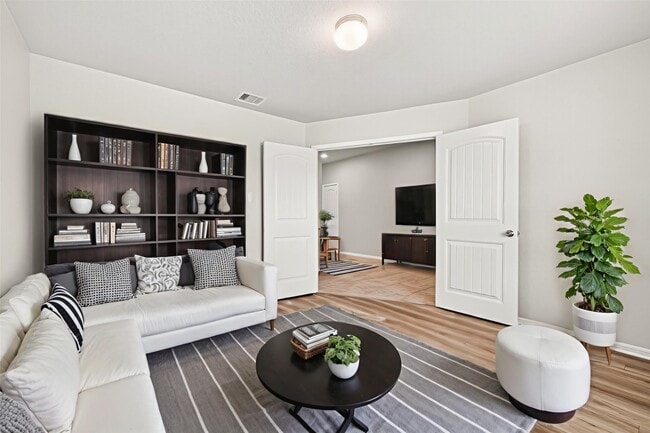 Photo - 3326 McDonough Way