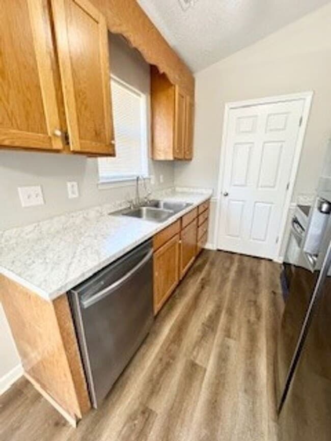 Photo - Porter Ridge-Ranch w/ Garage on Cul-de-Sac Street