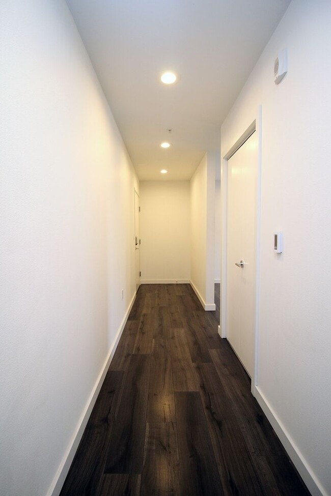 Photo - 1480 N Jarrett St