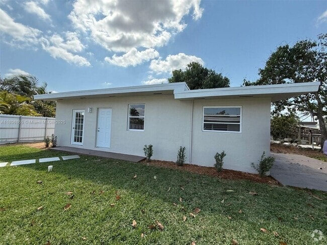 Building Photo - 11970 SW 190th St Rental