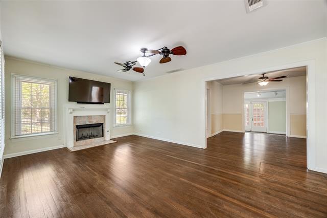 Photo - 3810 Whitehall Dr