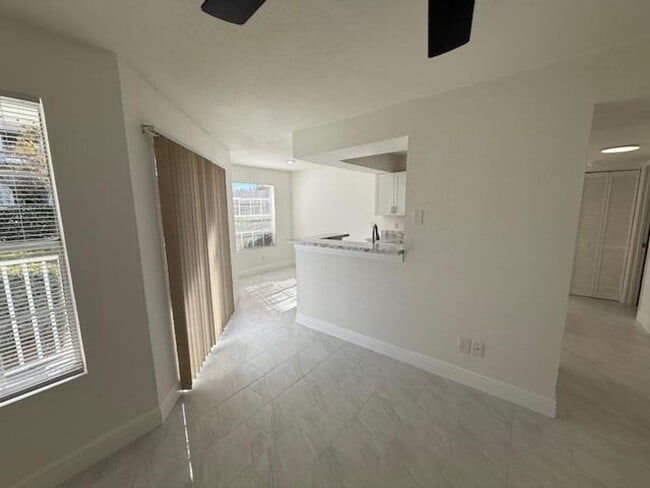 Photo - Newly renovated First floor, 1 Bedroom condo in the gated community of Lexington Place.