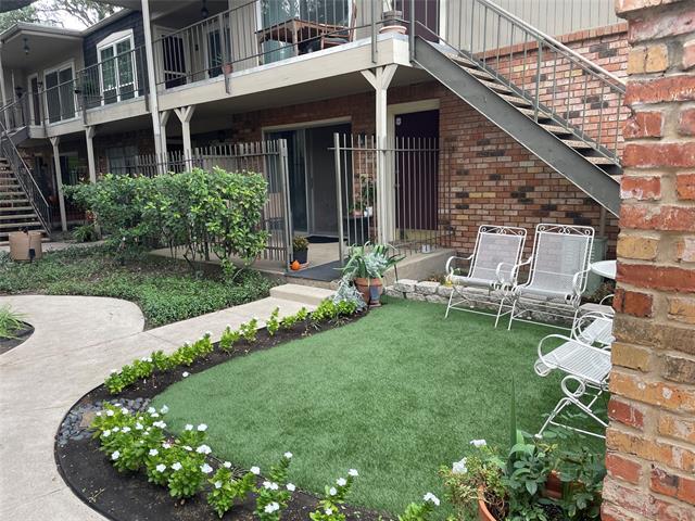 Photo - 5311 Fleetwood Oaks Ave Unidad 166