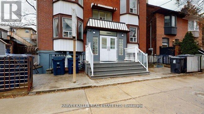 Photo - 399 Dupont St Unit 304